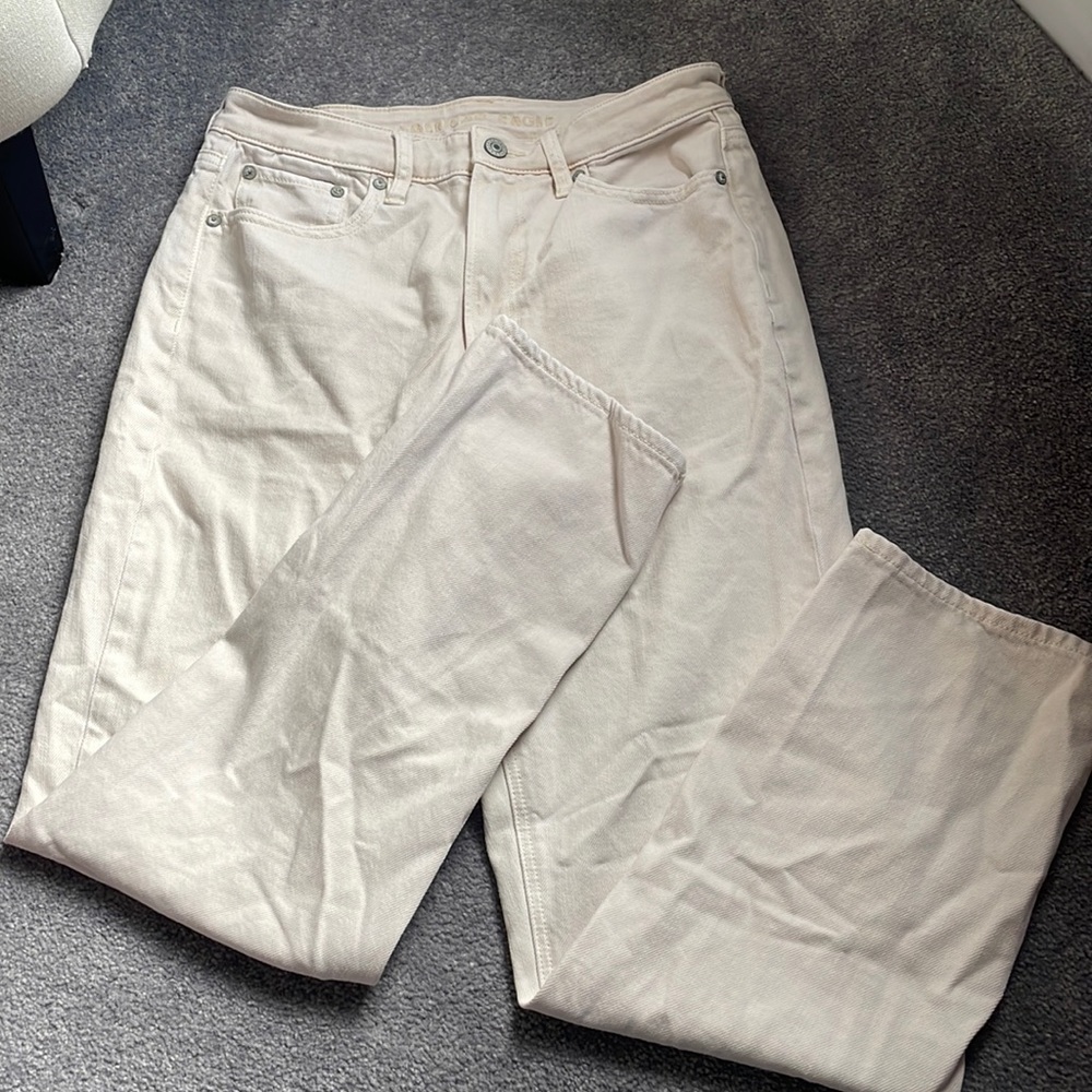 American Eagle Cream colored Jeans, size: 6